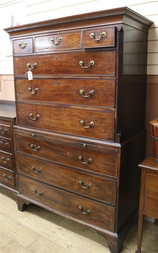 A mahogany chest on chest W.119cm